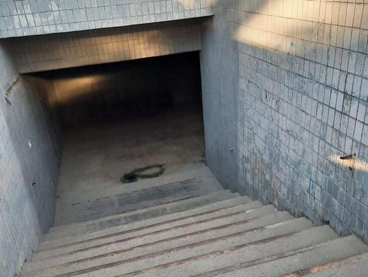 В Днепре подземный переход превратили в туалет. Новости Днепра