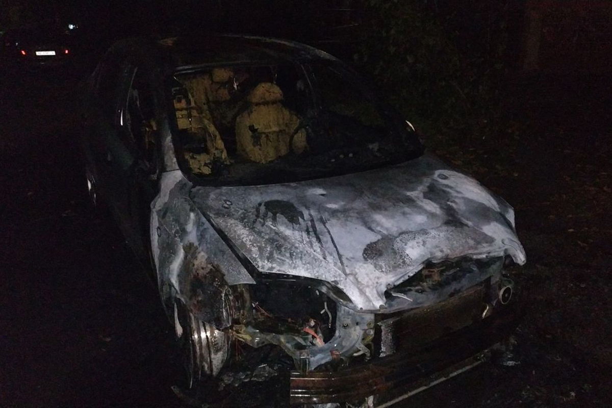 Пламя охватило автомобиль. Новости Днепра