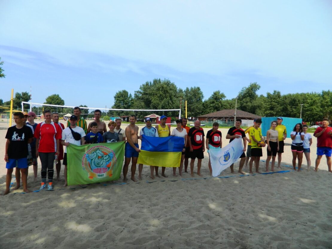 Журналисты провели соревнования по волейболу - новости Днепра