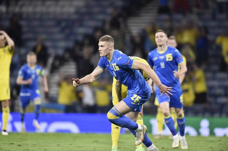 Новости Днепра про Будущее украинского футбола: форвард «Днепра-1» дебютировал в основе сборной Украины
