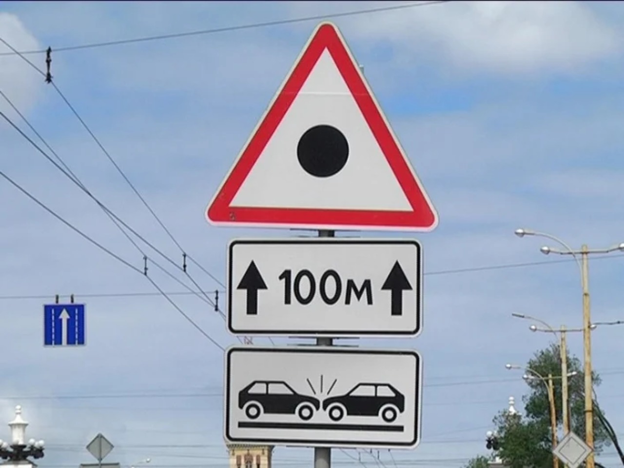 Новости Днепра про На улицах Днепра появился новый дорожный знак: что он означает и где его будут размещать
