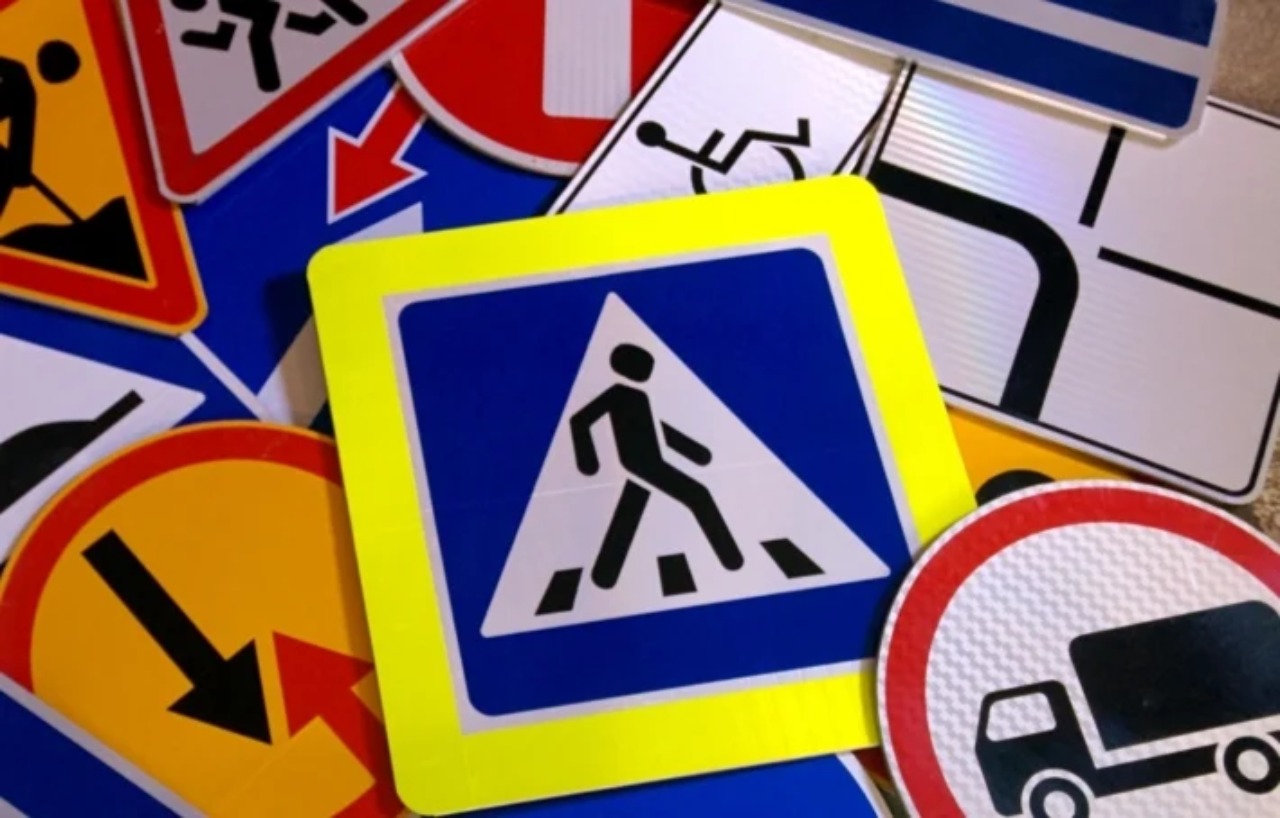 Новости Днепра про На улицах Днепра появился новый дорожный знак: что он означает и где его будут размещать