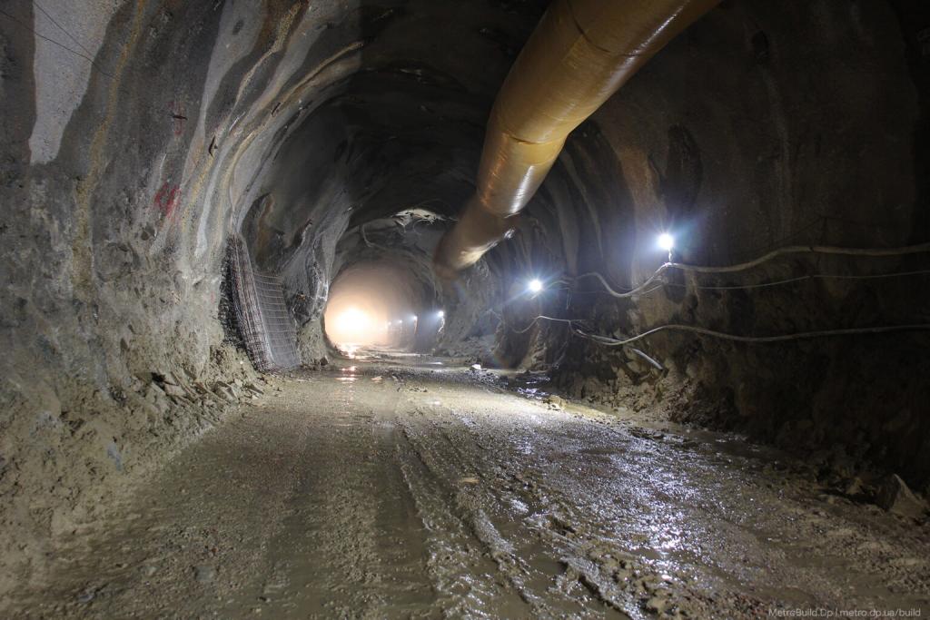 Новости Днепра про Заглянуть под землю: как сейчас выглядят станции метро