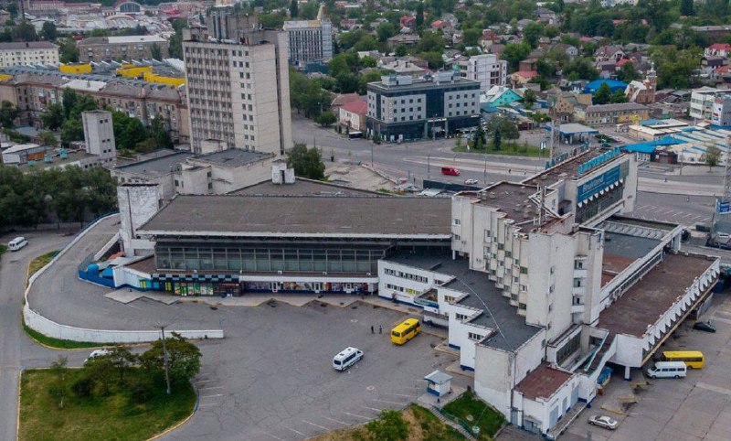 Новости Днепра про В Днепре на автовокзале мужчина напал на продавщицу и украл более 40 тыс. грн