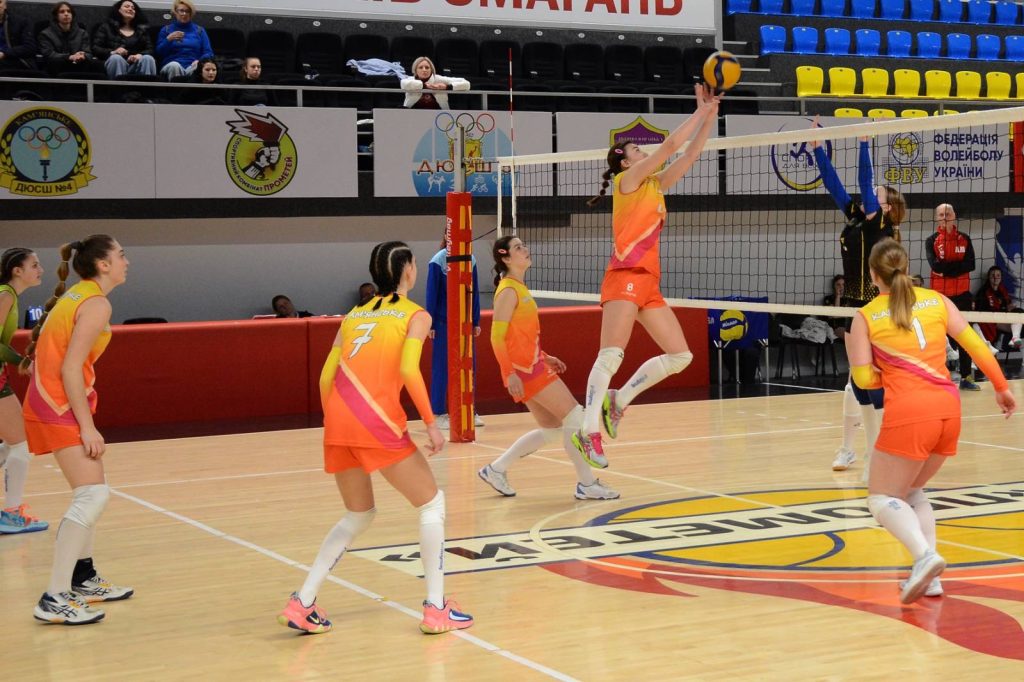 У Кам’янському завершився третій тур чемпіонату України з волейболу "Дитяча ліга"