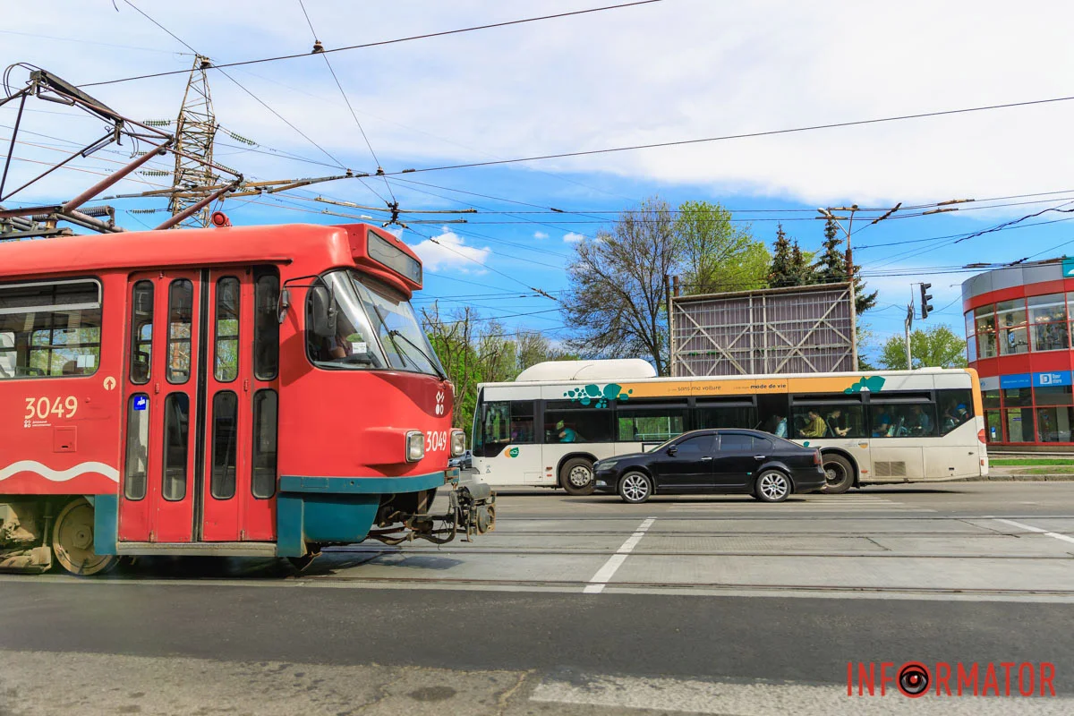 У Дніпрі завершили ремонт трамвайних переїздів на проспекті Богдана Хмельницького 1