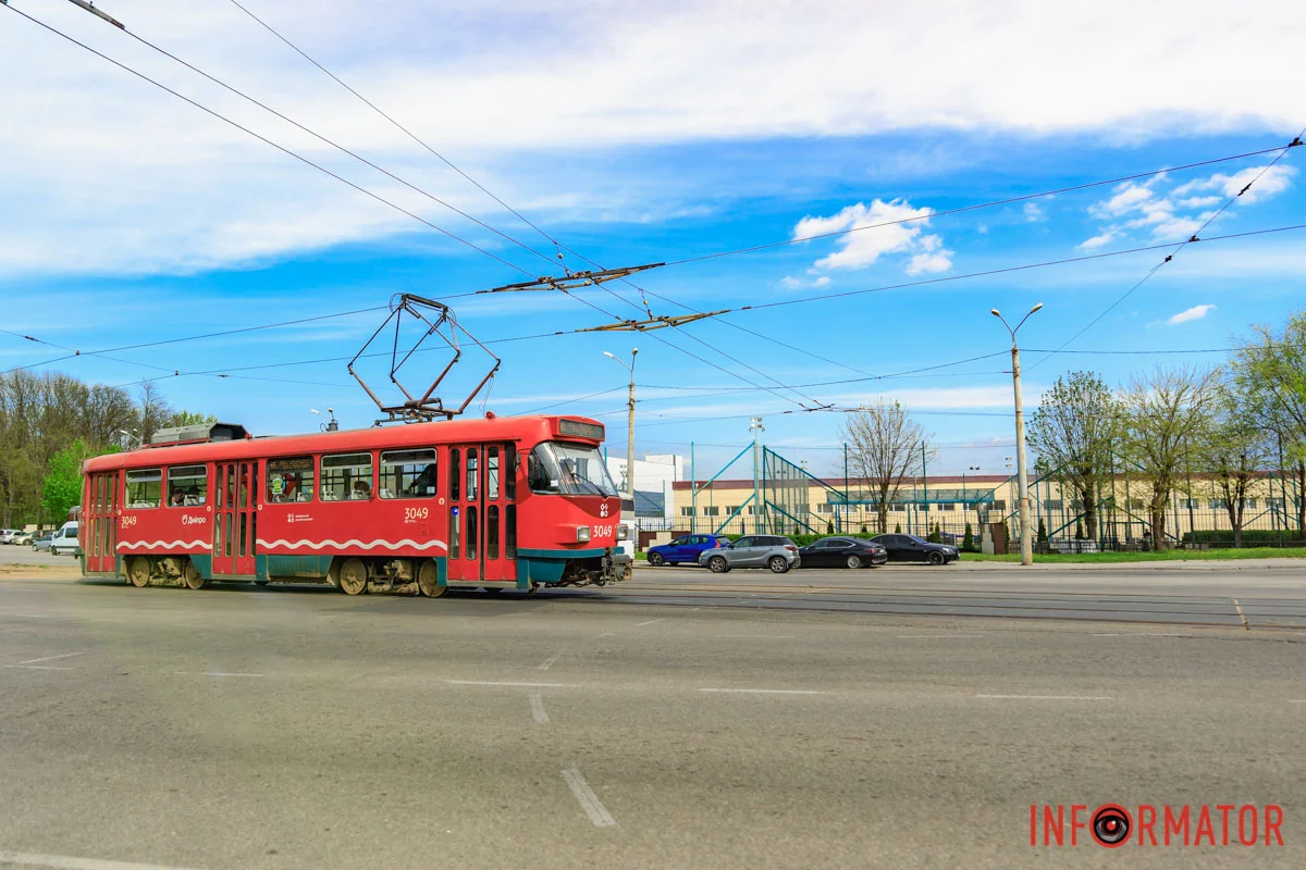 У Дніпрі завершили ремонт трамвайних переїздів на проспекті Богдана Хмельницького 2