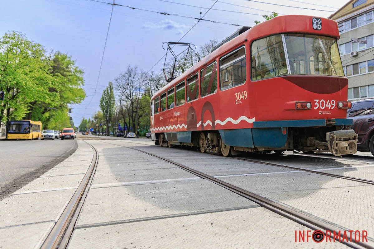 У Дніпрі завершили ремонт трамвайних переїздів на проспекті Богдана Хмельницького 6
