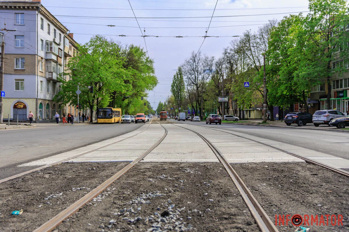 У Дніпрі завершили ремонт трамвайних переїздів на проспекті Богдана Хмельницького 7