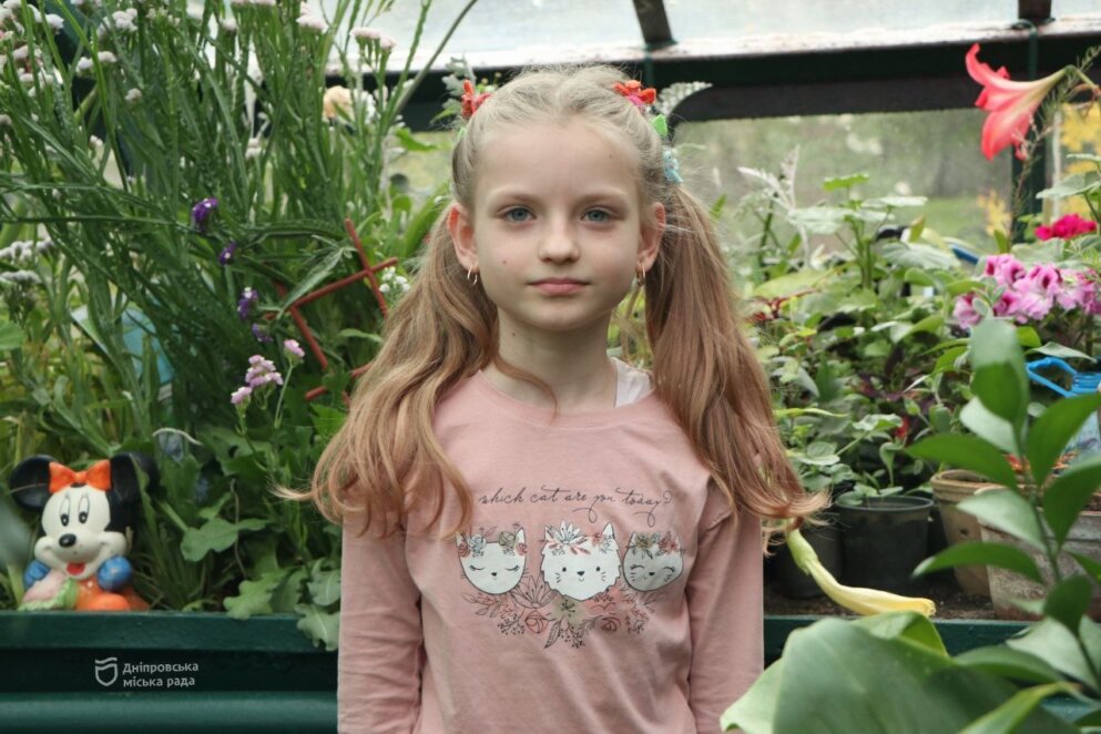 Новий рекорд України: діти Дніпра висадили понад 250 видів рослин в теплиці